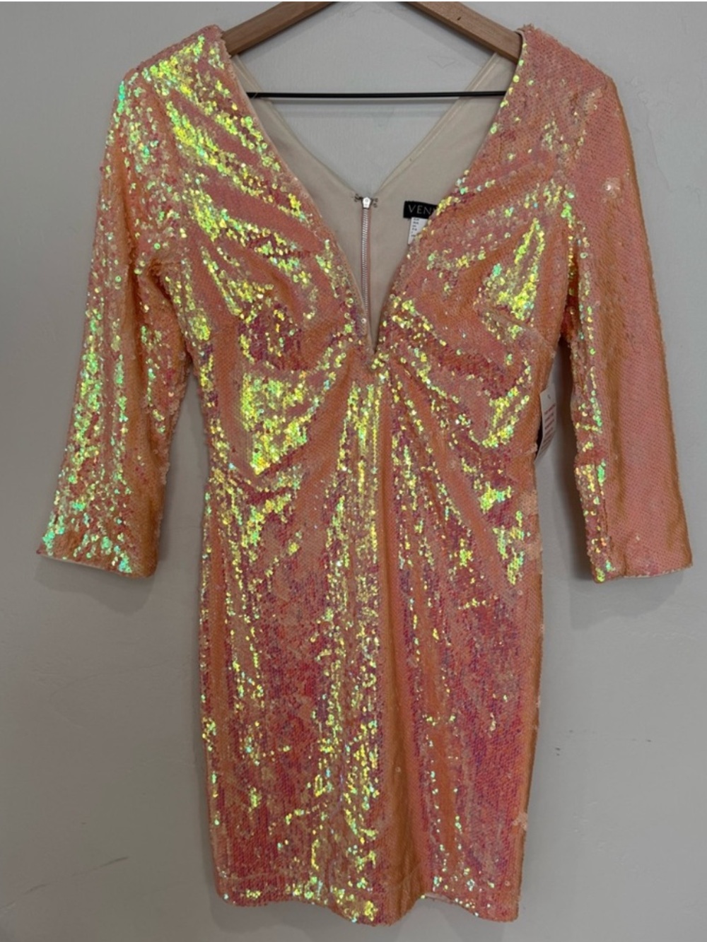 NWT VENUS Iridescent Pink Sequin Body Con Mini Dress Size XS Party